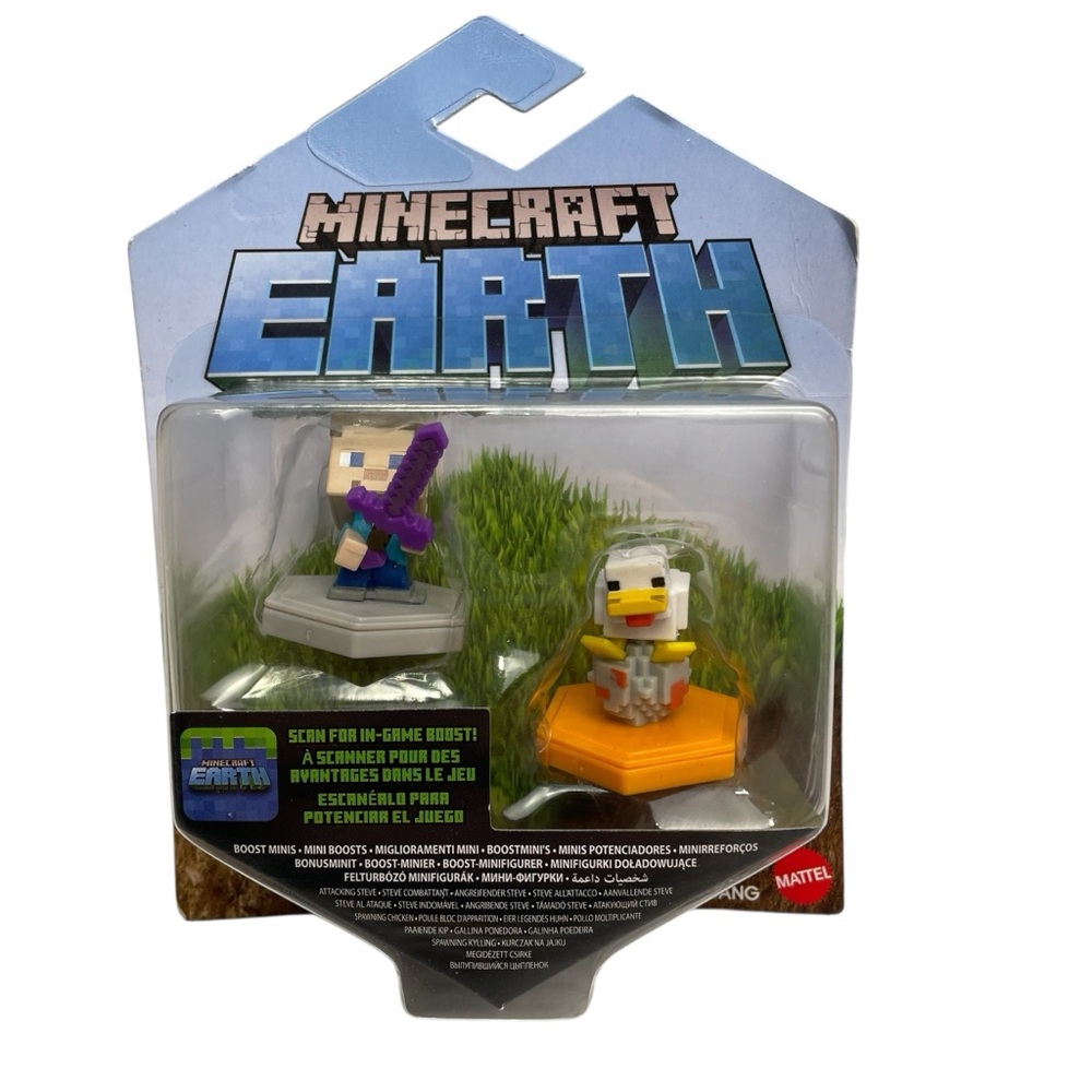 Minecraft Earth Boost Mini Figure Set Attacking Steve and Spawning Chicken NEW
